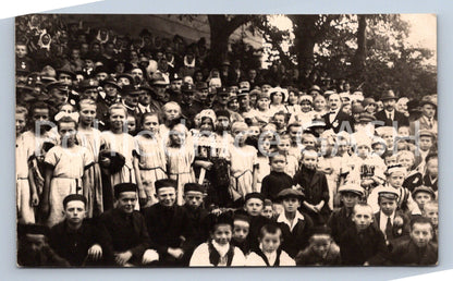 Pohlednice SCHROMÁŽDĚNÍ LIDU (ST9405)