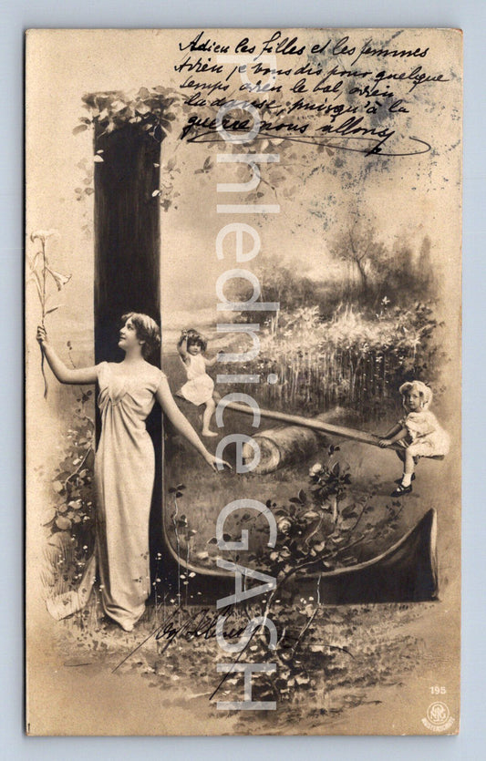 Pohlednice ŽENA S DĚTMI (ST9864)