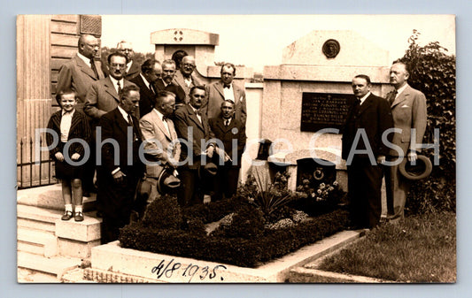 Pohlednice U HROBU (ST10019)