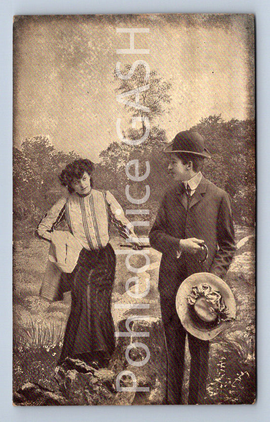 Pohlednice MUŽ SE ŽENOU (ST10186)