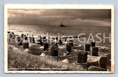 Pohlednice OSTSEEBAD ZINGST STRAND IM HINTERGRUND(ST11958)