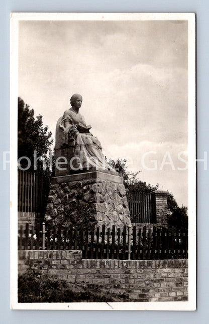 Pohlednice POMNÍK BOŽENY NĚMOCOVÉ VE ZLČI (ST9196)