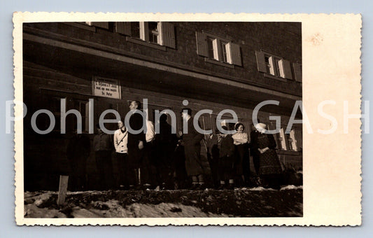 Pohlednice FRONTA lidi (X24701)