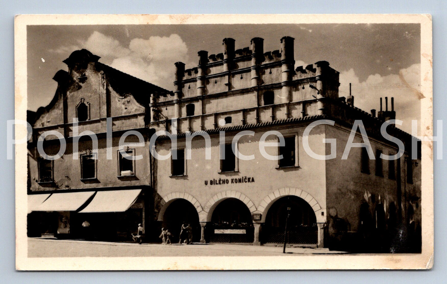 Pohlednice TŘEBOŇ RESTAURACE U BÍLÉHO KONÍČKA (X24745)