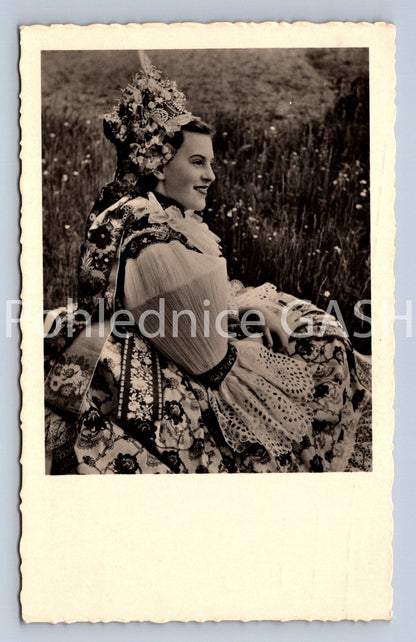 Pohlednice NEVĚSTA V HLUKU (X24936)
