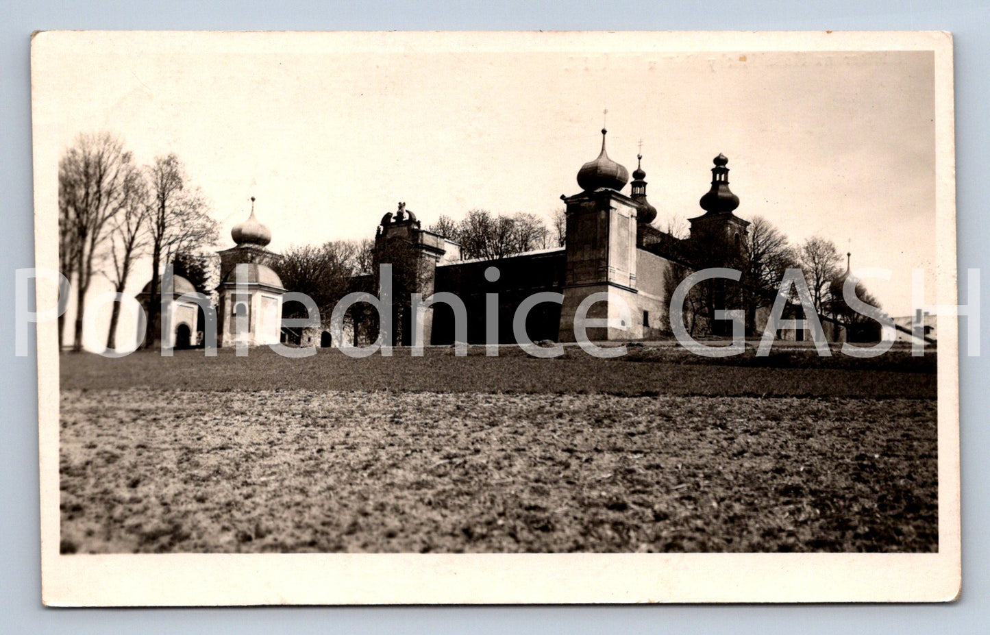 Pohlednice KLÁŠTER NA HOŘE MATKY BOŽÍ U KRÁLIK (X24991)