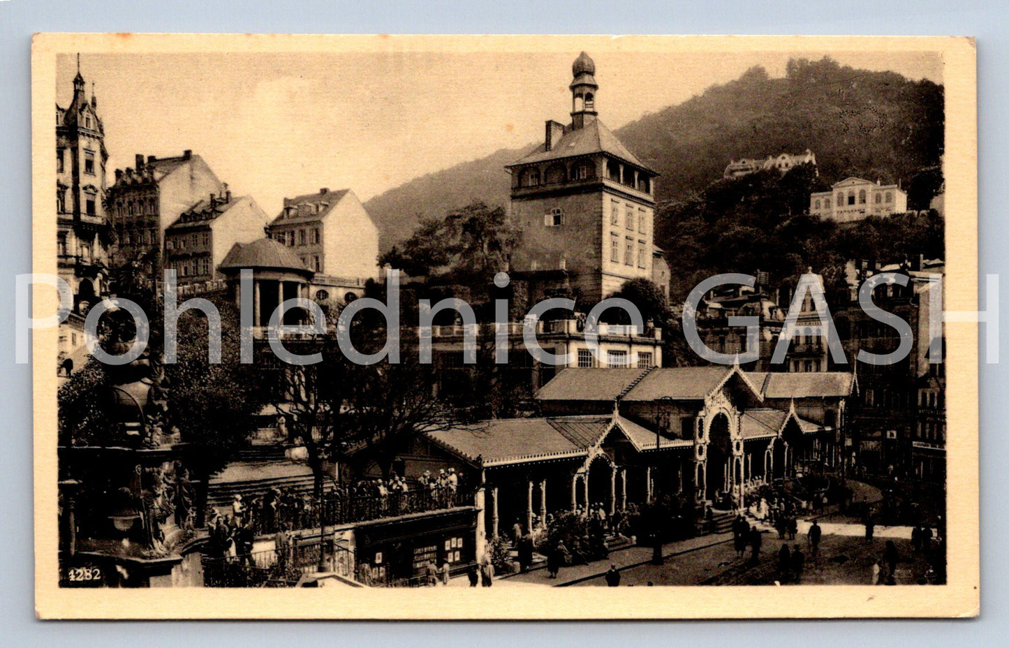 Postcard KARLOVY VARY (X25104)