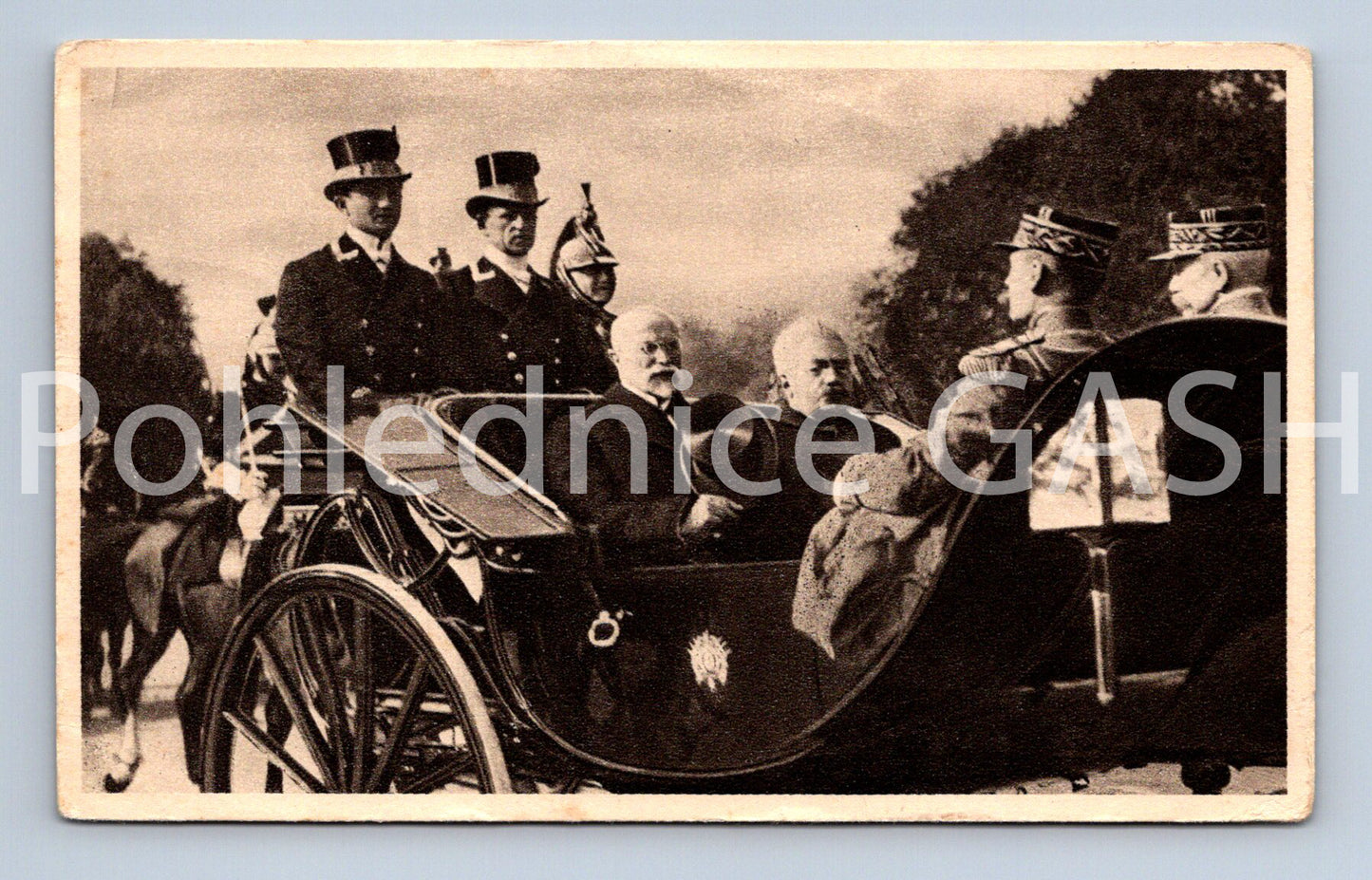 Pohlednice T.G.M. V PRŮVODU PRESIDENTA MILLERANDA V PAŘÍŽI  (x17903)