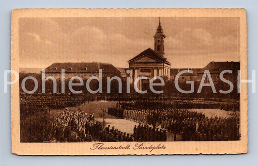 Pohlednice THERESIENSTADT, PARADEPLATZ (ST11310)