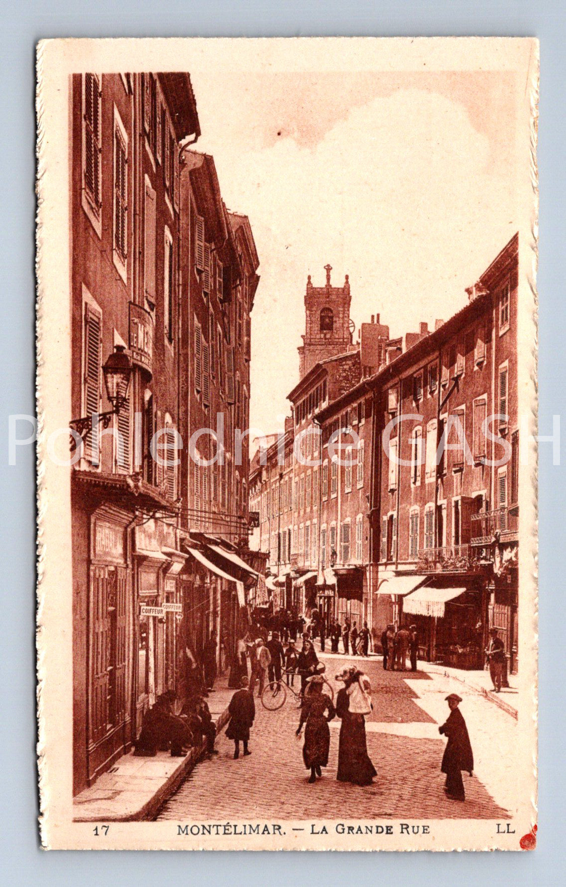 Pohlednice MONTÉLIMAR - LA GRANDE RUE (ST11779)