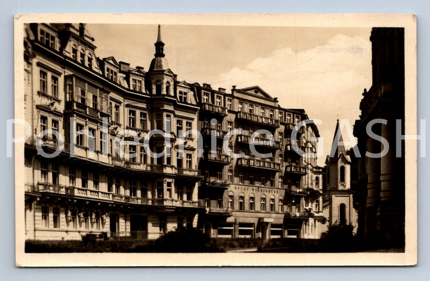 Postcard KARLOVY VARY (ST12659)