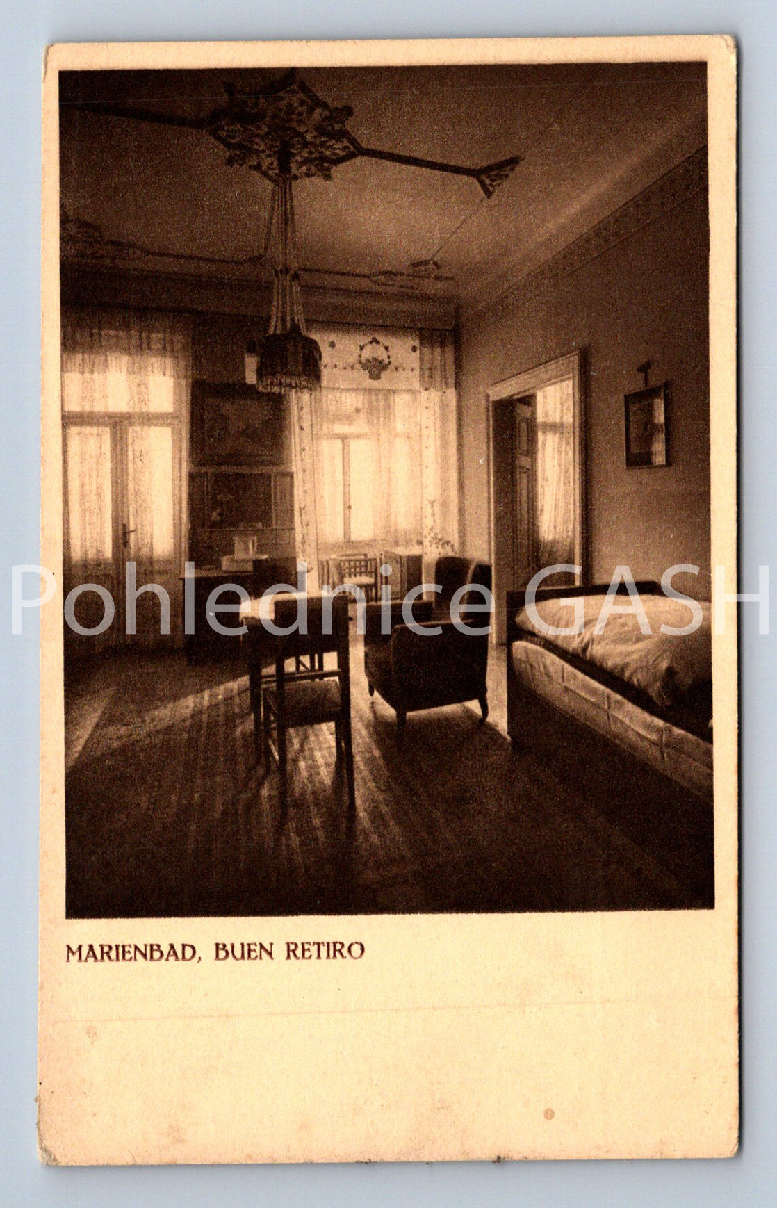 Postcard MARIANSKÉ LÁZNĚ (ST12926)