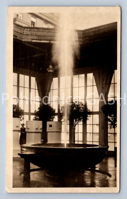 Postcard KARLOVY VARY (ST13048)