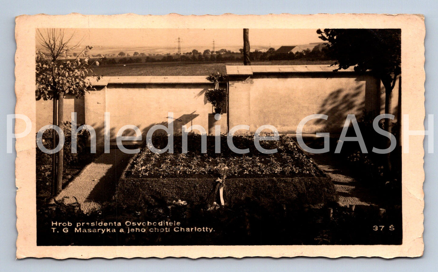 Pohlednice HROB PRESIDENTA OSVOBODITELE T.G. MASARYKA LÁNY (ST13088)