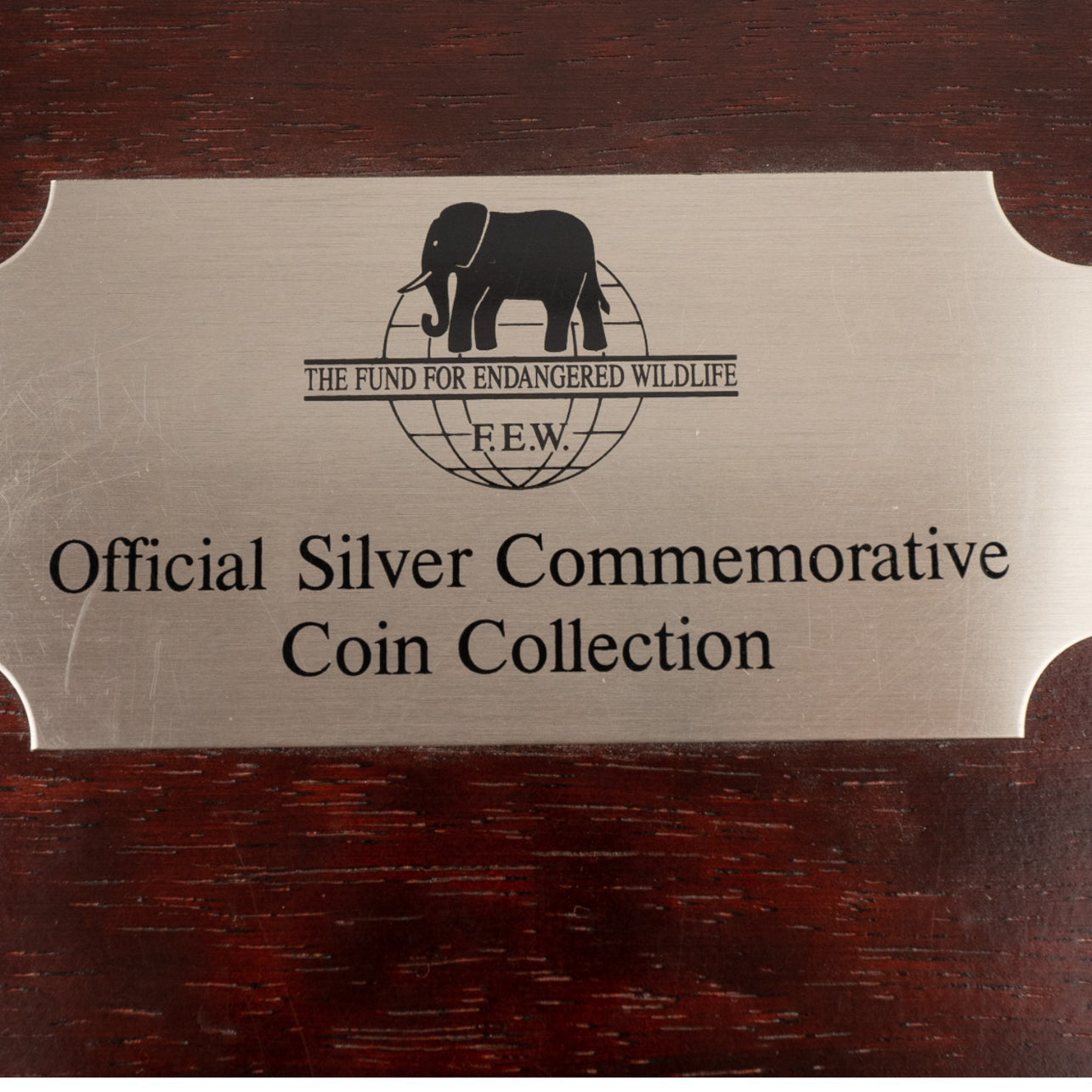 sada mincí the fund for endangered wilflife f.e.w official silver comm