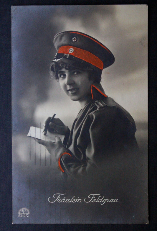 Pohlednice dopisnice Fräulein Feldgrau 1915