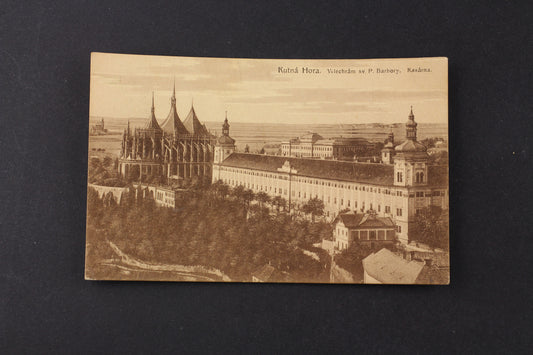 Pohlednice Kutná Hora - Velechrám sv. Barbory Kasárna (x6733)