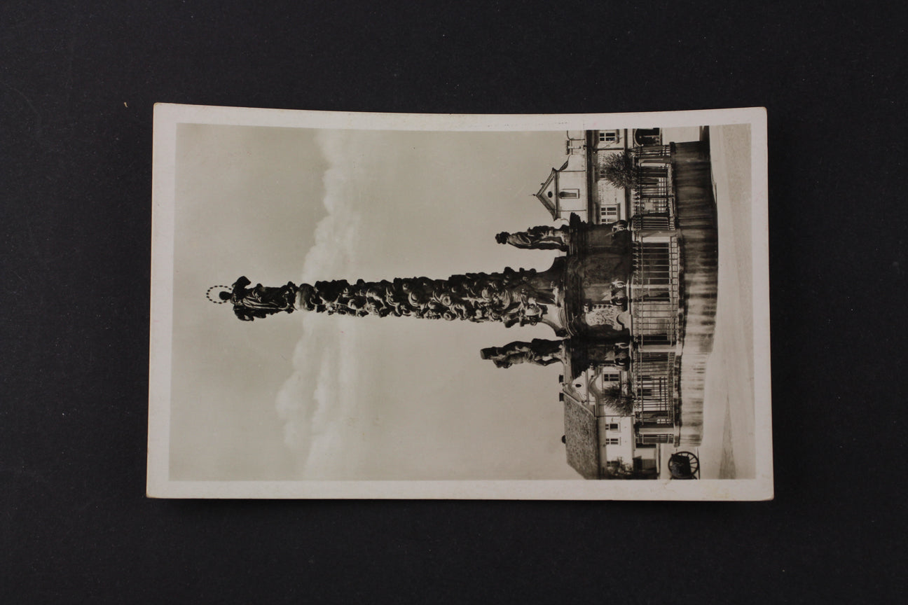 Pohlednice Velvary - Baroková socha P. Marie (x6740)