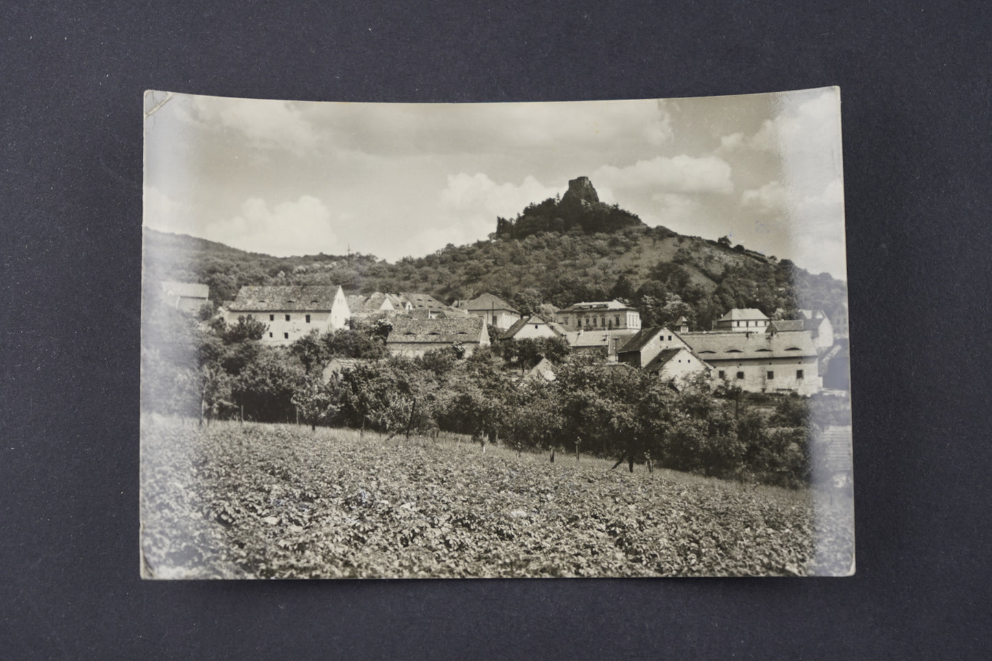 Postcard Bohemian Central Mountains - Kamýk (x7148)