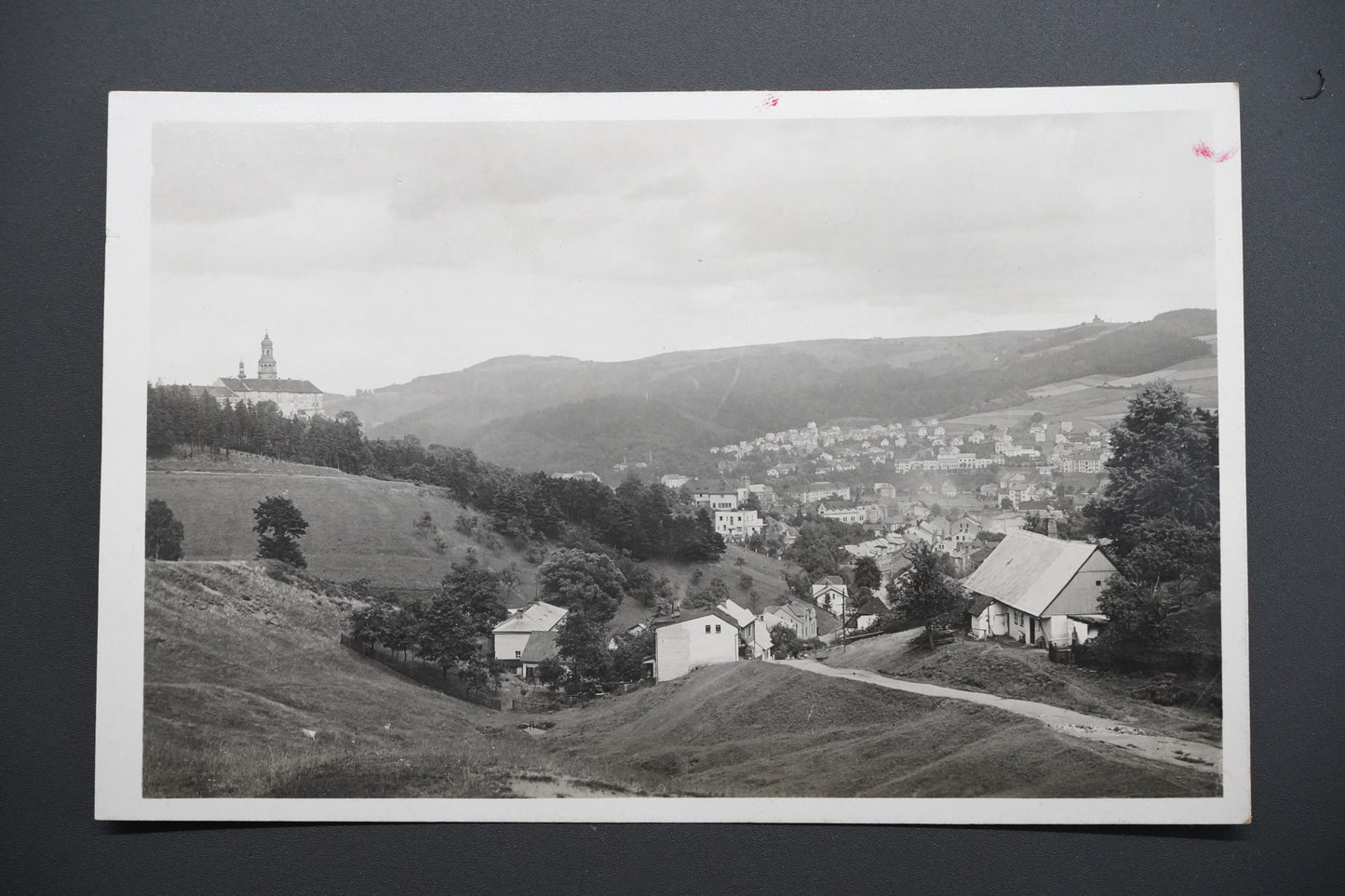 Pohlednice NÁCHOD CELKOVÝ POHLED (x9515)