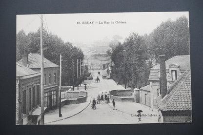 Pohlednice 10. BRUAY - LA RUE DU CHATEAU (x9604)