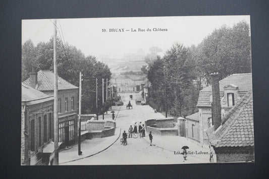 Pohlednice 10. BRUAY - LA RUE DU CHATEAU (x9604)