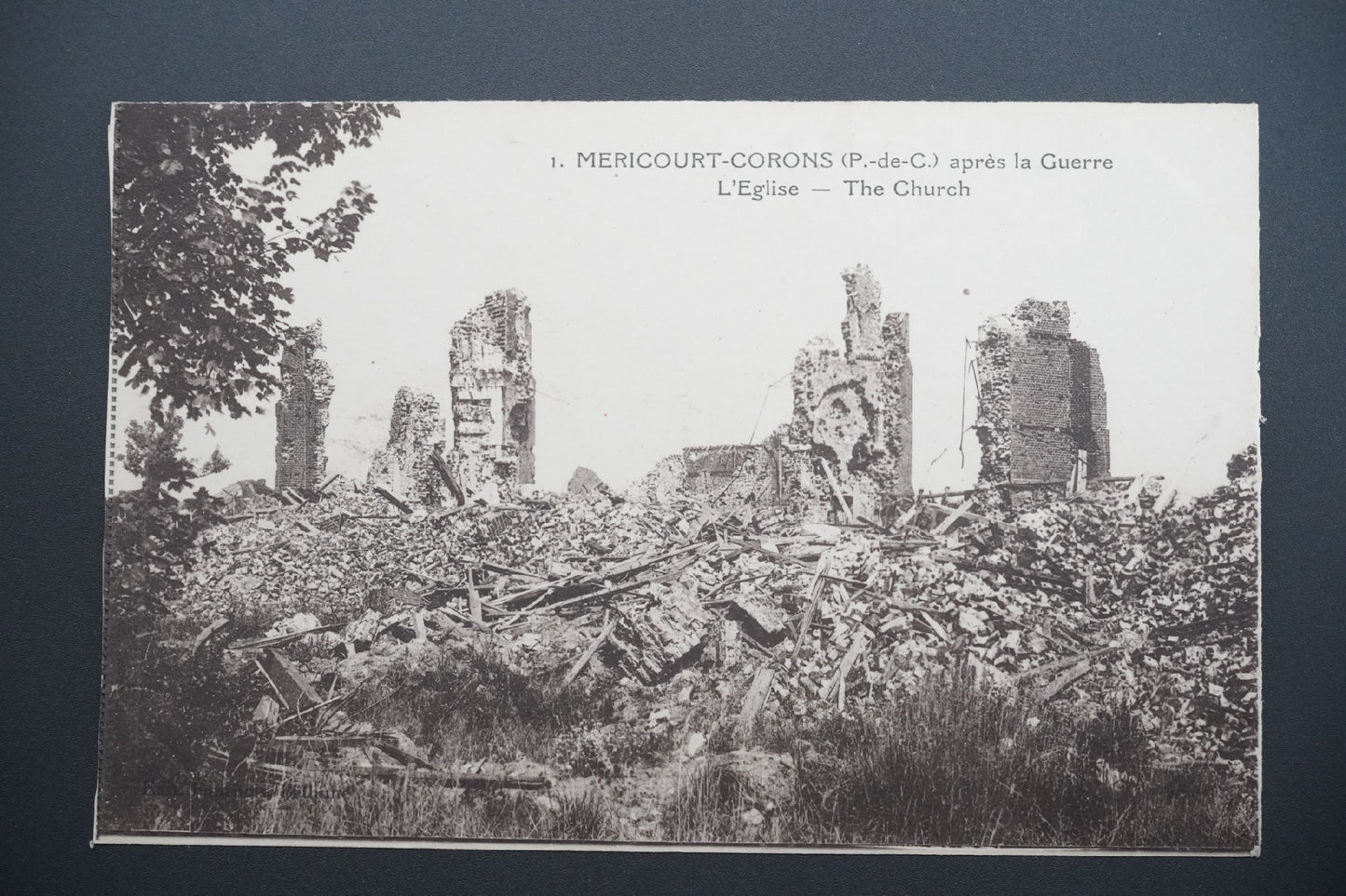 Pohlednice Méricourt-Corons – kostel po válce (x9608)