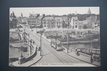 Pohlednice 6 CALAIS - Perspective du Pont Richelieu (x9625)