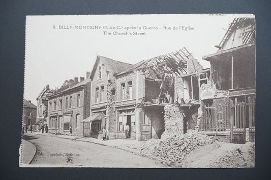 Pohlednice Billy-Montigny – Rue de l'Église po válce (x9646)