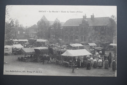 Pohlednice BRUAY - Le Marche - Ecole du Centre (Filles) (x9654)