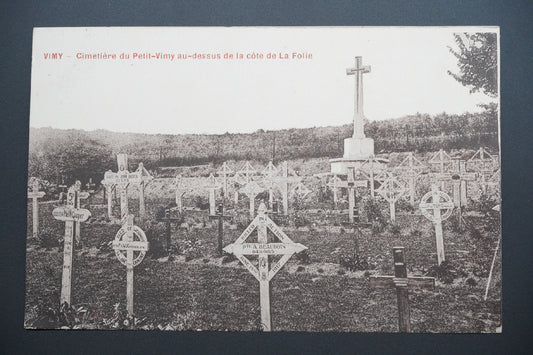 Pohlednice Vimy – hřbitov Petit-Vimy nad La Folie (x9664)