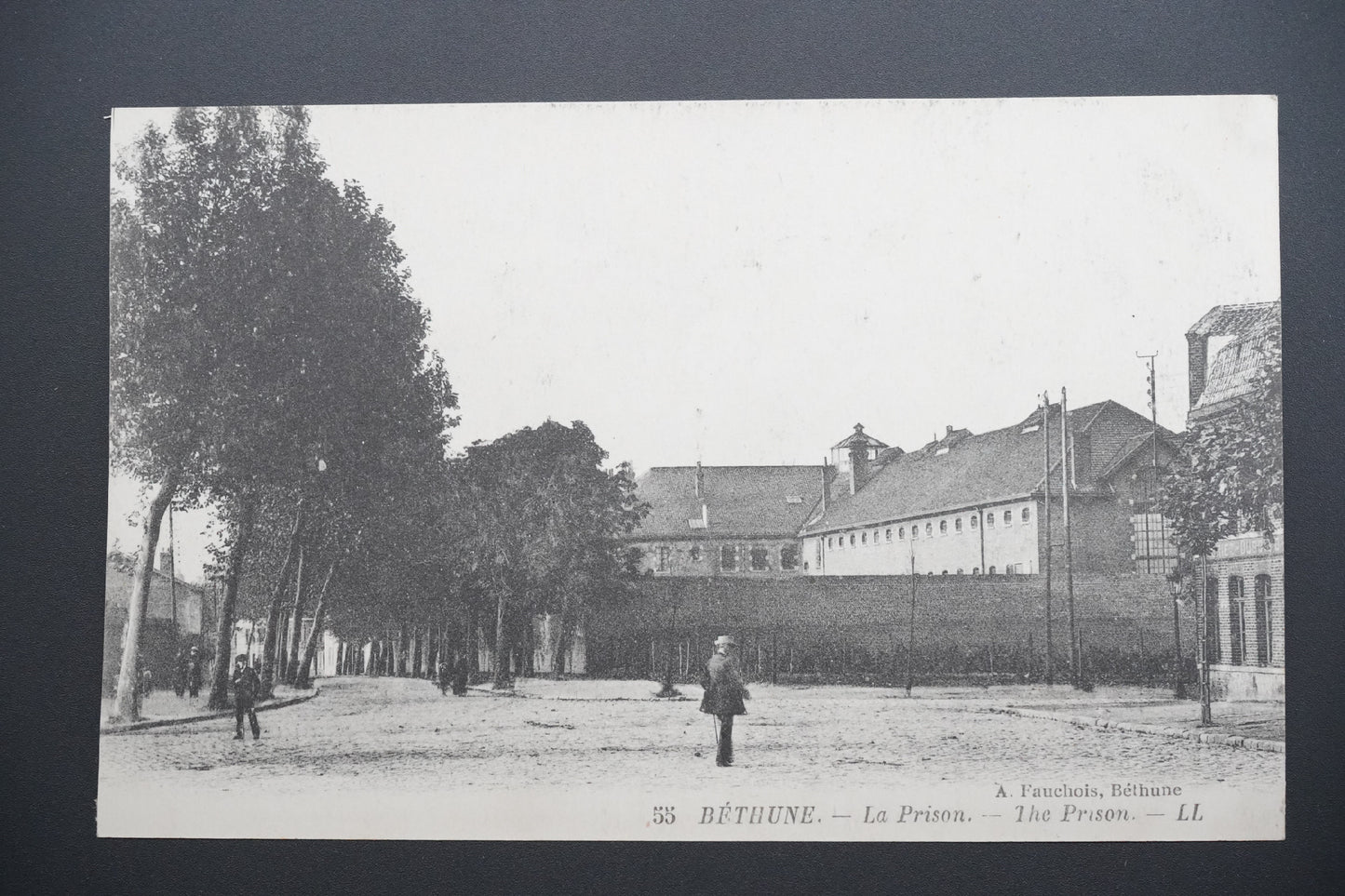 Pohlednice 55 BETHUNE. - La Prison. - THE PRISON. - LL (x9672)