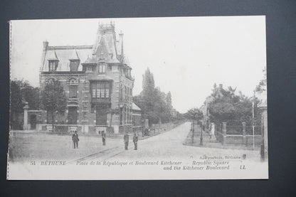 Pohlednice Béthune – nám. Republiky a bulvár Kitchener (x9677)