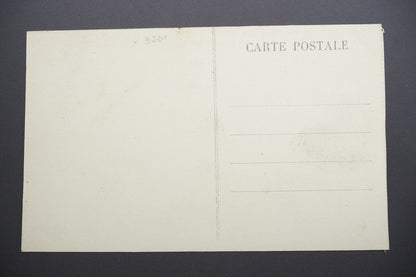 Pohlednice Ablain-St-Nazaire – kostel a pláň N.-D.-de-L. (x9701)