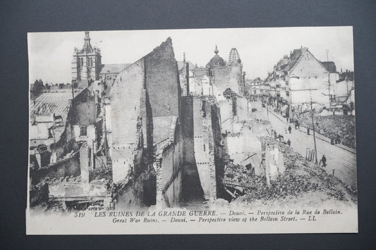 Pohlednice Douai – ulice Bellain, ruiny války (x9707)