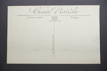 Pohlednice Douai – Beffroi a ruiny náměstí (x9709)