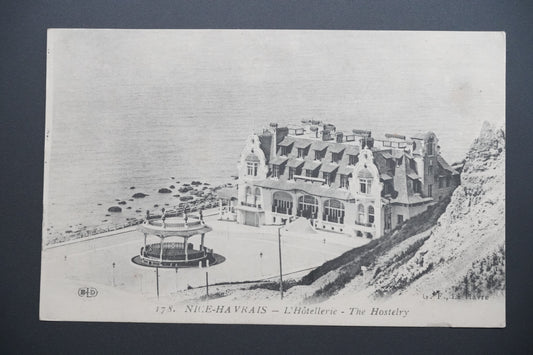 Pohlednice 178. NICE-HAVRAIS - L`Hotellerie - THE HOSTELRY (x9717)