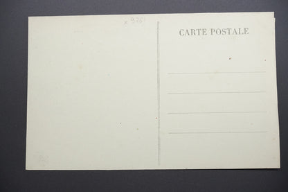 Pohlednice Ablain-St-Nazaire – hřbitov a Kristus po válce (x9761)