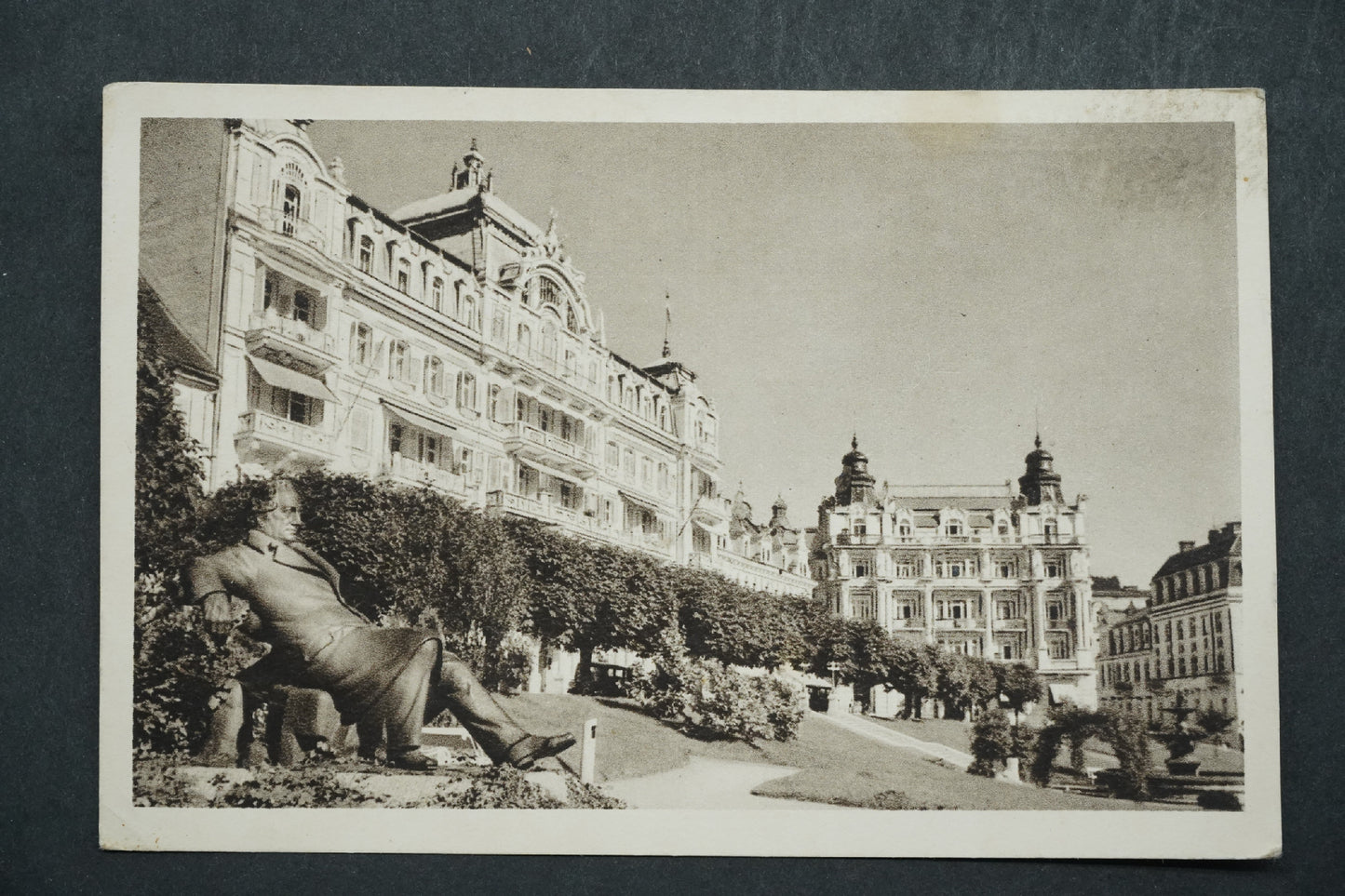 Postcard Marienbad, Gothe=Denkmal x10051