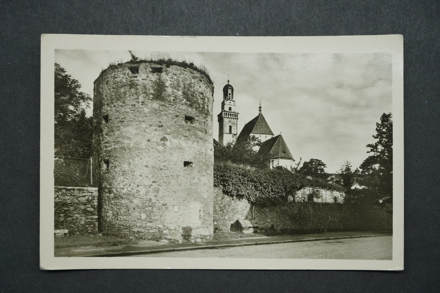 Pohlednice Prachatice - Baště helvít, bašty a chrám sv. Jakuba x10295