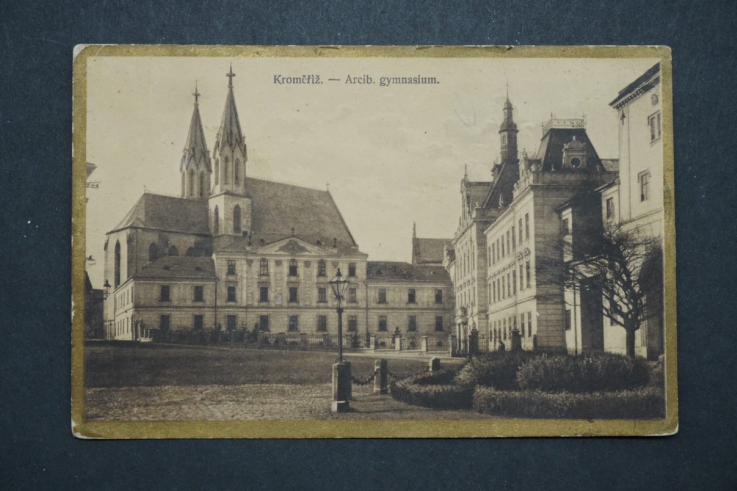 Postcard Kromeriz x10323