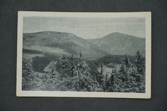 Postcard KRKONOSE PEC UNDER SNOW. SNOW MOUNTAINS (x13106)