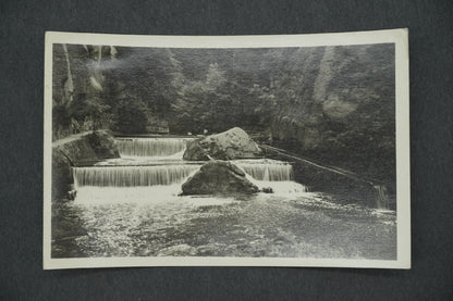 Pohlednice ČESKÉ ŠVÝCARSKO  J. DURIŠE PŘÍSTAVIŠTĚ ČLUNŮ SPLAV (x13126)