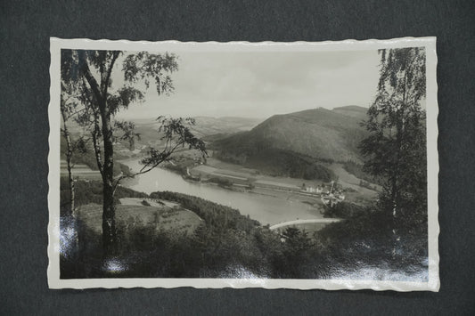 Pohlednice PŘEHRADA NA BYSTŘIČCE, V POZADÍ VSACKÉ BEZKYDY (x13129)