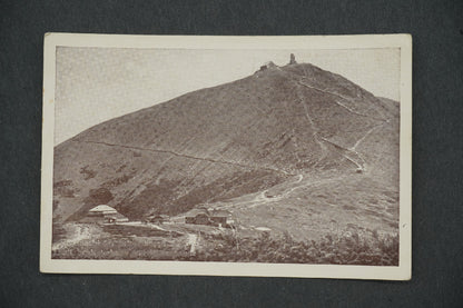 Postcard SNOW WHITE IN THE KRKONOSZIE 1063 MNM (x13295)