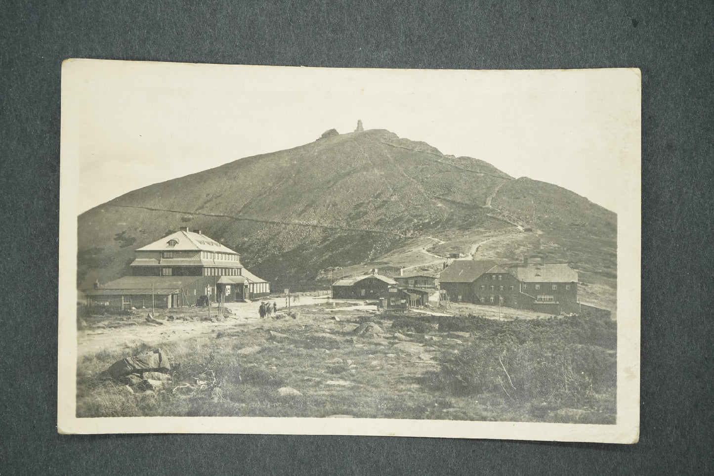 Postcard KRKONOSE - SNOW WHITE (x13701)