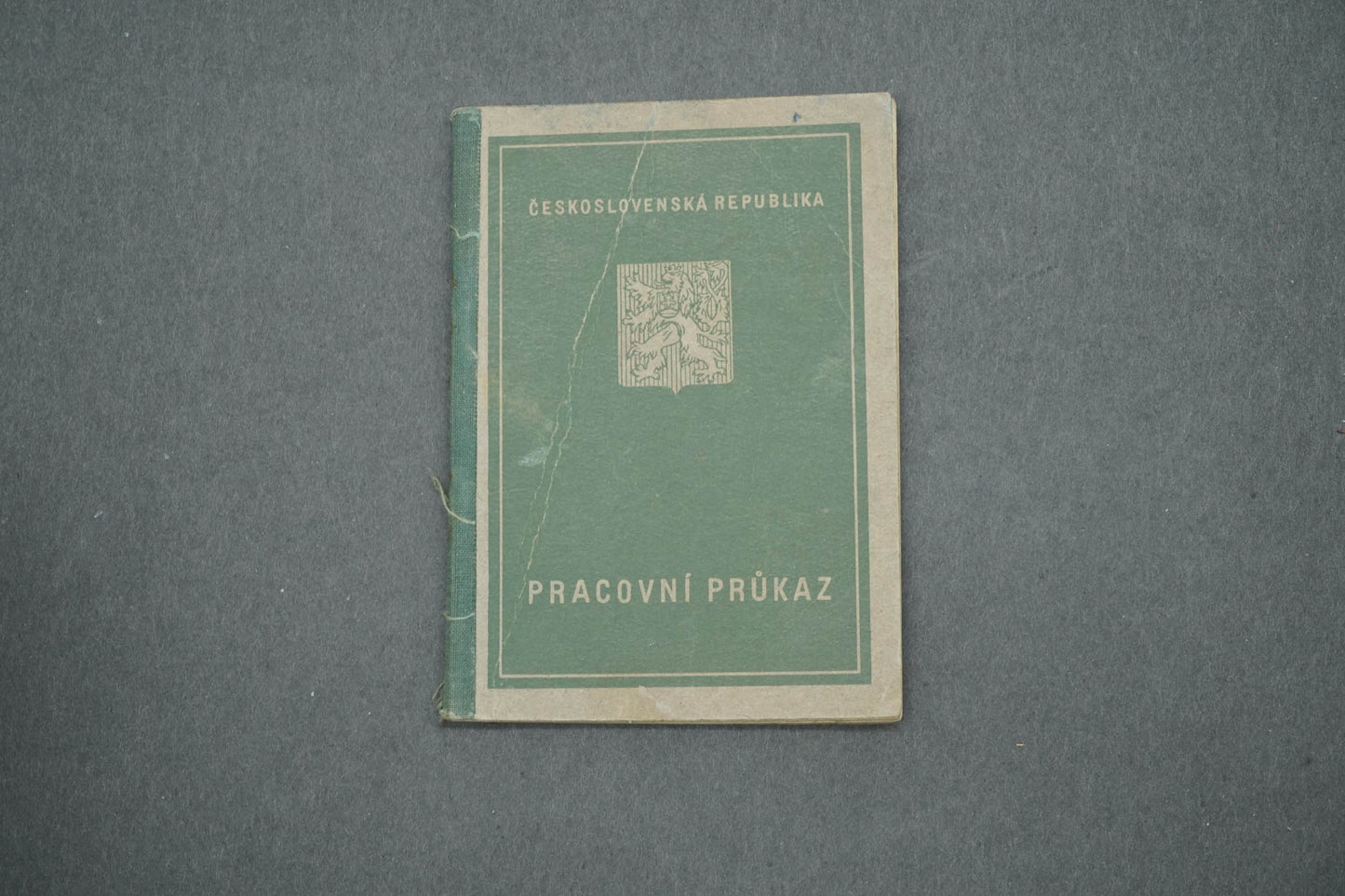 PRACOVNÍ PRŮKAZ ČESKOSLOVENSKÁ REPUBLIKA (x14984)