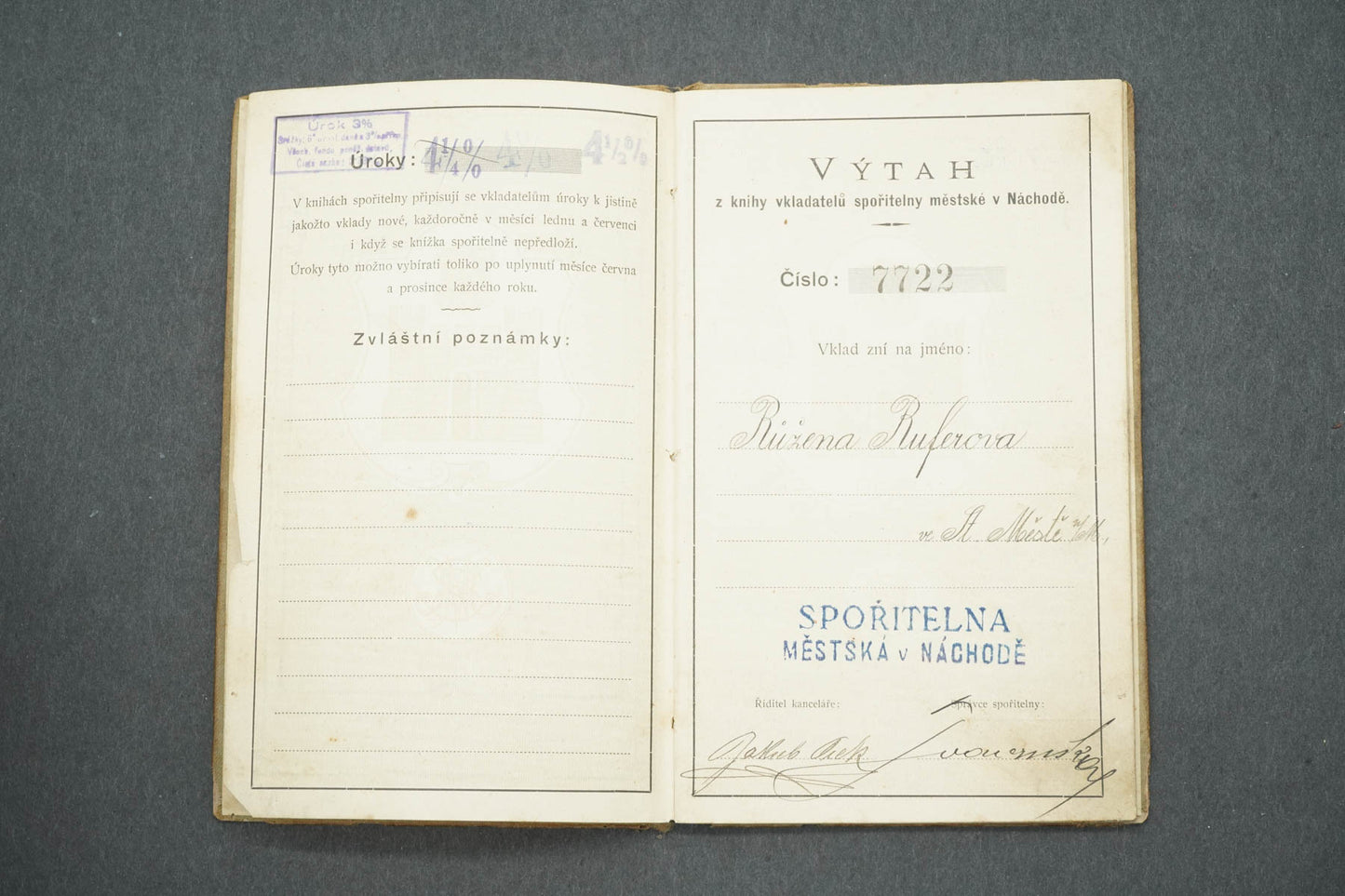VKLADNÍ KNÍŽKA SPOŘITELNY MĚSTSKÉ V NÁCHODĚ (x14988)