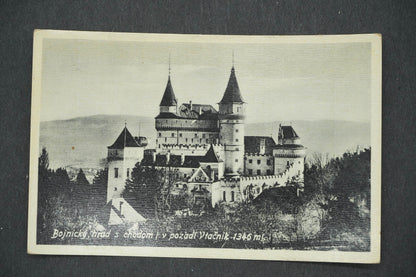 Pohlednice BOJNICKÝ HRAD S CHODOM V POZADÍ VTAČNÍK 1346 M. (x14271)