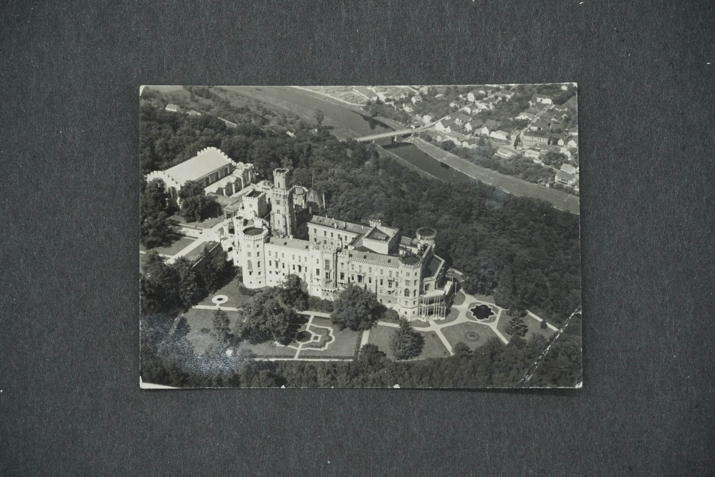Pohlednice HLUBOKÁ NAD VLTAVOU - STÁTNÍ ZÁMEK (x14278)